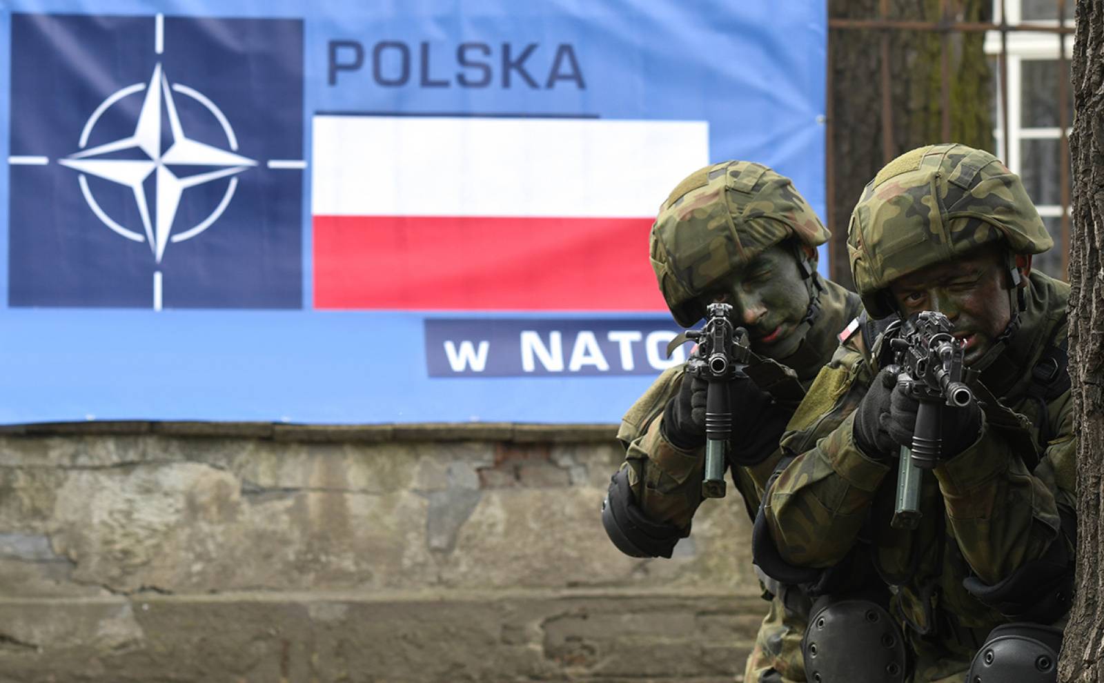  Полша и НАТО 
